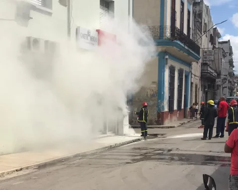 Incendio en la sede de la 'Gaceta de la República de Cuba' este viernes