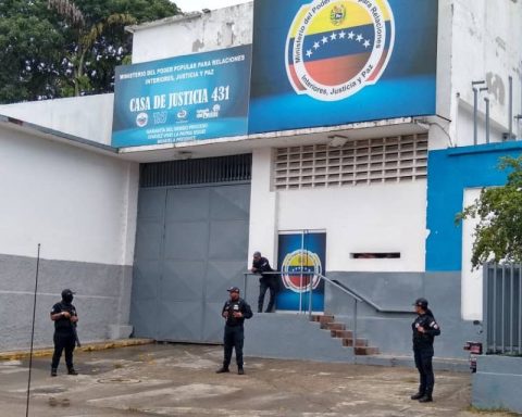 adolescentes detenidos Ciudad Caracas