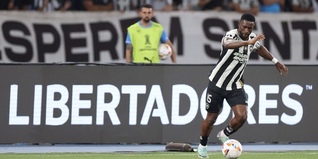 For the Libertadores dream, Botafogo welcomes Peñarol at Nilton Santos