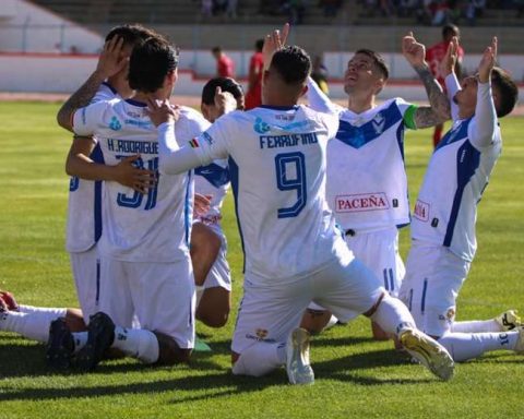 GV San José won (4-0) against Real Santa Cruz, which complicates its stay in first place