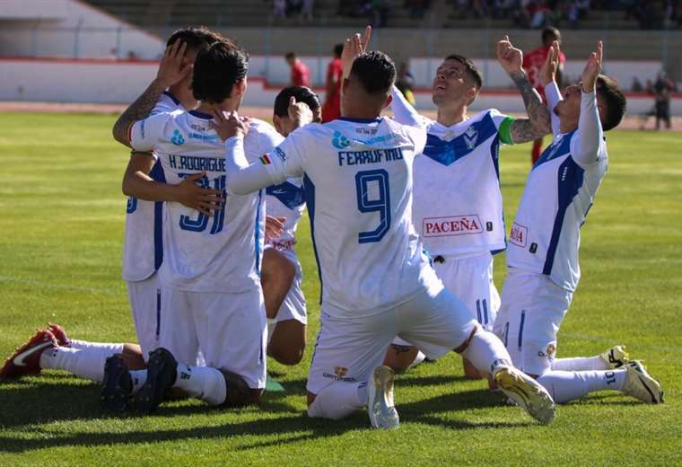 GV San José won (4-0) against Real Santa Cruz, which complicates its stay in first place