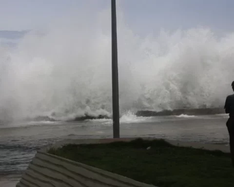 Inundaciones costeras en el Malecón de La Habana