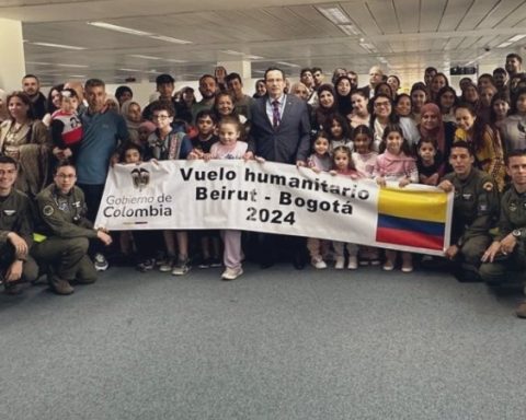 Vuelo humanitario: 114 colombianos regresan desde el Líbano tras incursión israelí