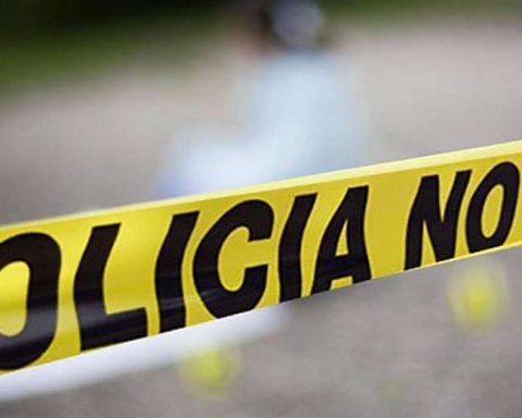 In Cotoca they investigate the death of a man, after the rescue of a woman with a stab wound to the neck