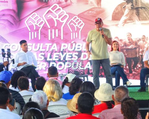 Jorge Rodríguez: The solution to the problems comes from the communes