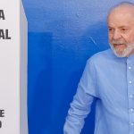 Lula votes for São Bernardo and says it is time to "fix errors"