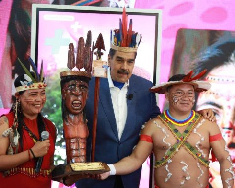 Maduro: Colonialism is the origin of fascism and Nazism