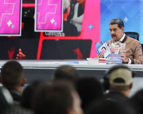 Maduro: We must build the structure of the new State and communal government