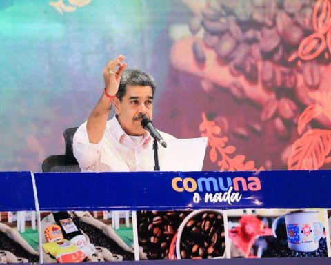 Maduro assures that María Corina Machado fled the country