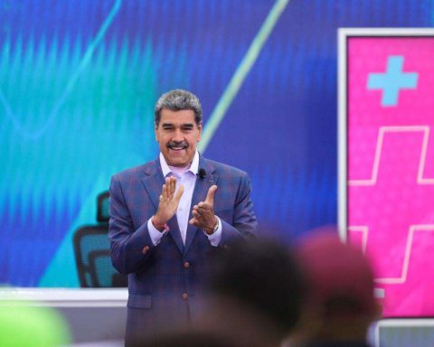 Maduro congratulates the members of Citizen Power