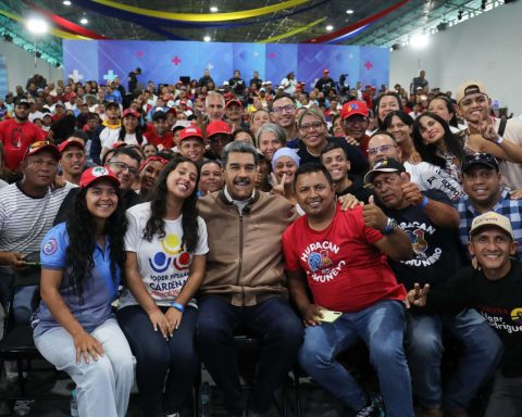 Maduro: we have a historic project to continue building revolution