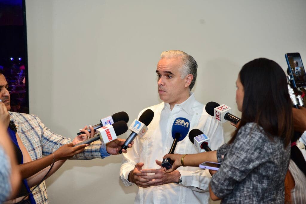 Minister affirms there are mechanisms for Dominicans to supply Haitian labor