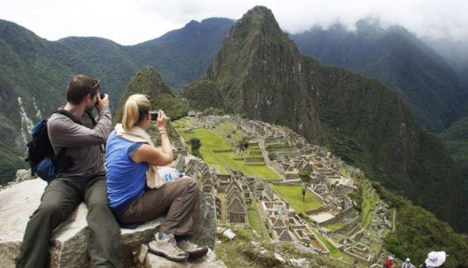 More than 2.4 million international tourists arrive in Peru