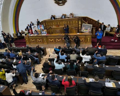 National Assembly defers approval of the Reform of the Communes Law