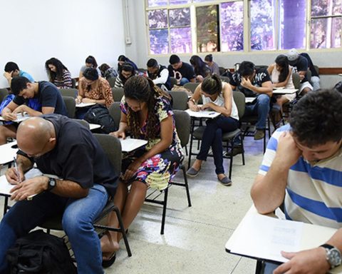 Portuguese Language Proficiency Tests end today