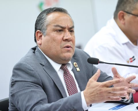 Gustavo Adrianzén