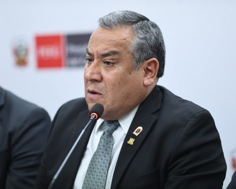 Gustavo Adrianzén