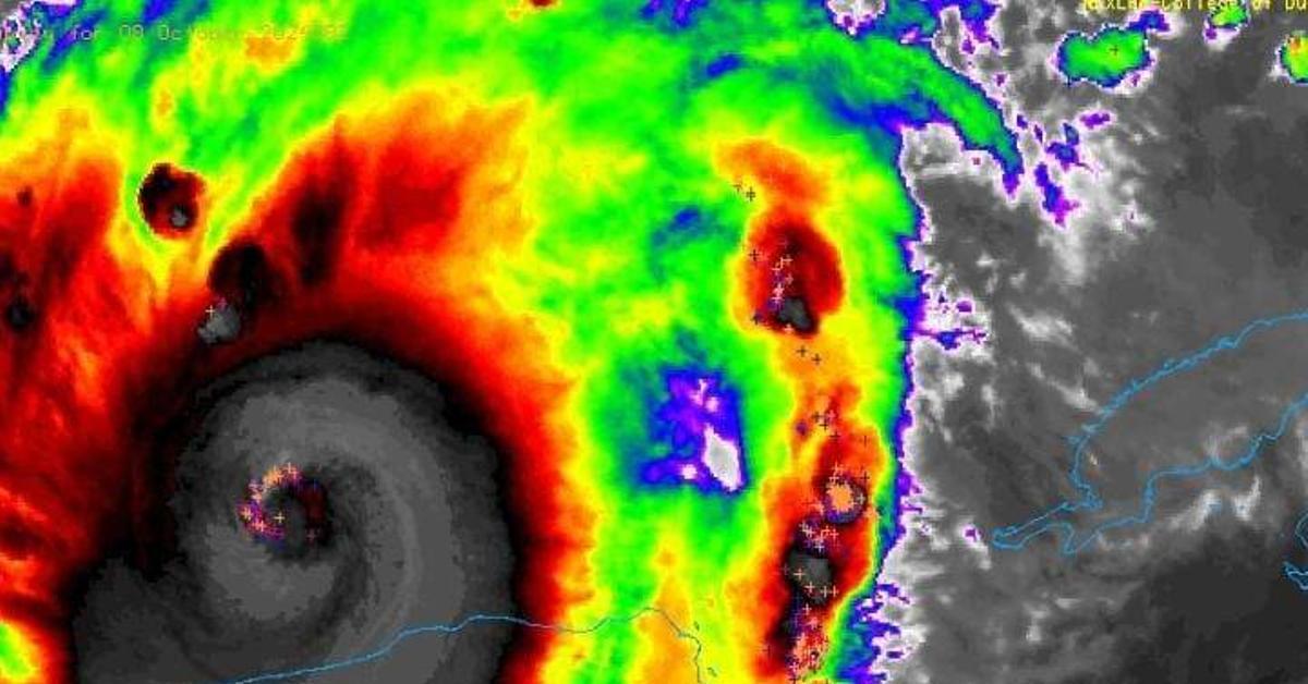 Rains and strong winds in western Cuba due to the Milton Pass, which drops to category 4