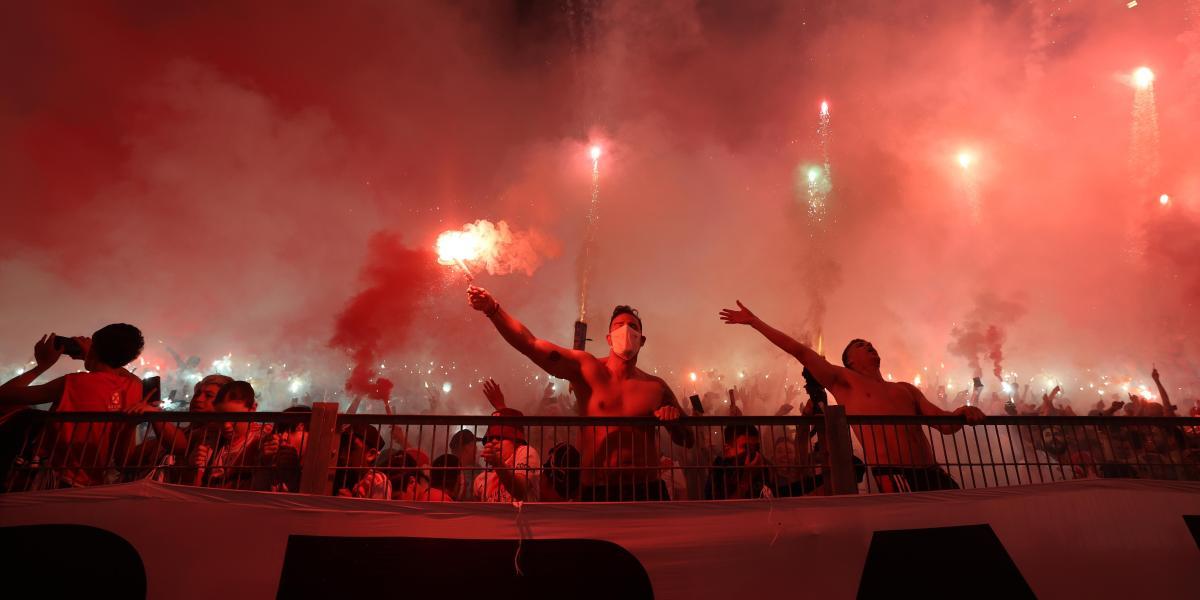 River, without a Libertadores final and they also close the stadium