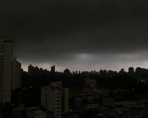 São Paulo experiences storms again and more than 70,000 properties are left without electricity