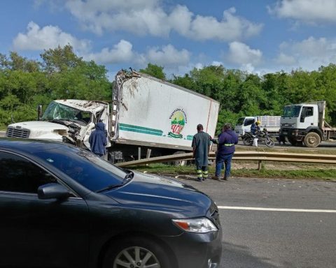 Varios heridos en accidente de tránsito en Autovía del Este