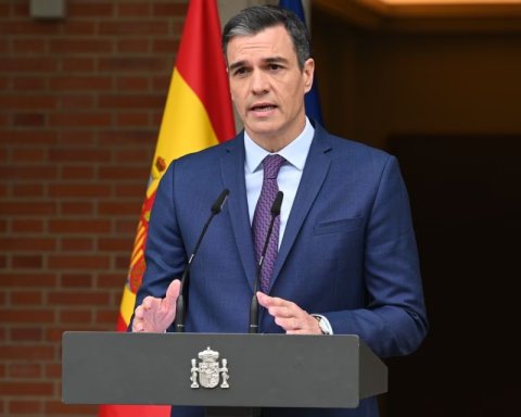 Spanish Parliament asks Sánchez's government to promote Venezuelan democracy before the EU