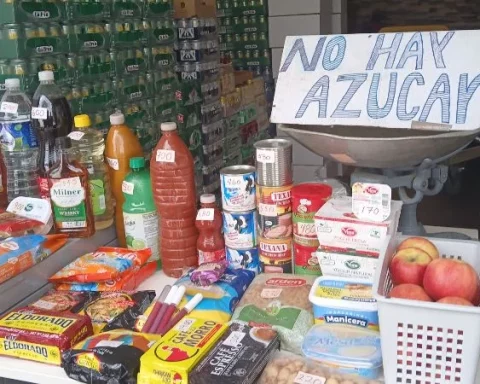 "No hay azúcar", el cartel en una mipyme de Santa Clara