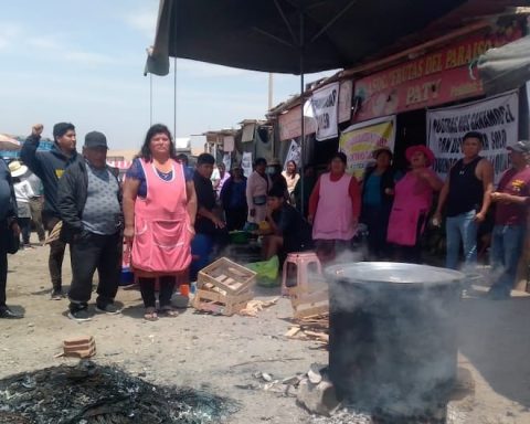 Tacna: Fruit merchants refuse to withdraw from Army land