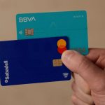 The CNMV will study competition analysis before authorizing BBVA's takeover bid