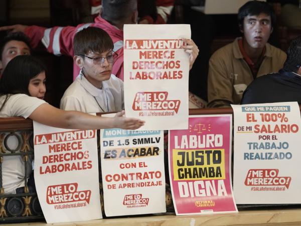 These are the eight new articles that were approved to enter the labor reform