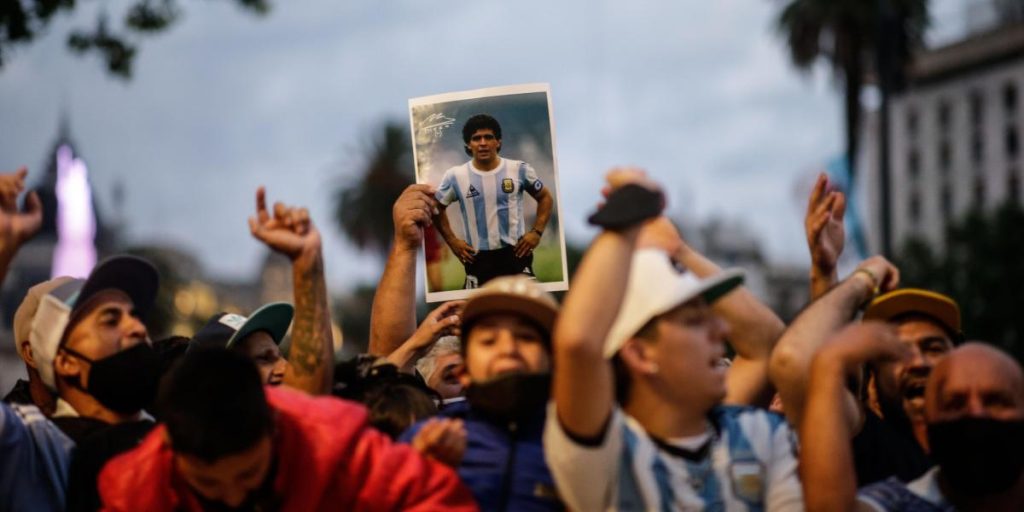 They authorize the transfer of Maradona's body to a future mausoleum