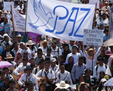 They kill a priest who led a peace march in Chiapas