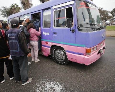 Transport strike: MTPE establishes 4 hours of tolerance for workers and asks companies to prioritize teleworking