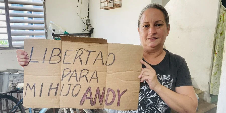 Tayri Lorenzo Prado, madre del preso político Andy García Lorenzo