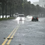 Esta tarde y mañana ocurrirán lluvias y truenos en el país