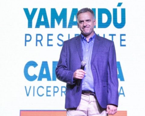 Yamandú Orsi in Rocha: “we have proposals to change the country,” he says