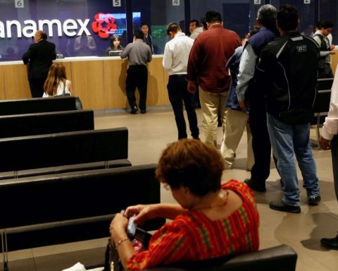 "The Commission has already fulfilled": CNBV says that the Banamex sale process continues