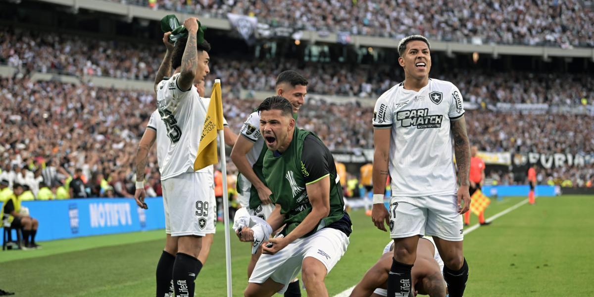 1-3: Glory escapes Gabi Milito and Botafogo wins its first Copa Libertadores