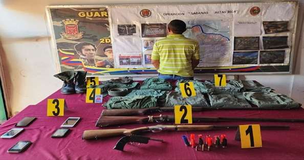 15 military uniforms were seized in Falcón