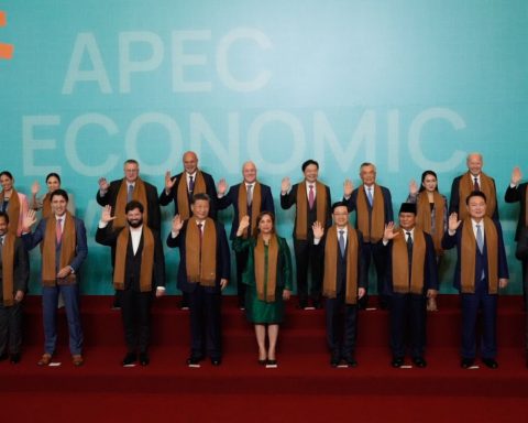 APEC 2024 LIVE: Dina Boluarte and the president of South Korea in the Government Palace