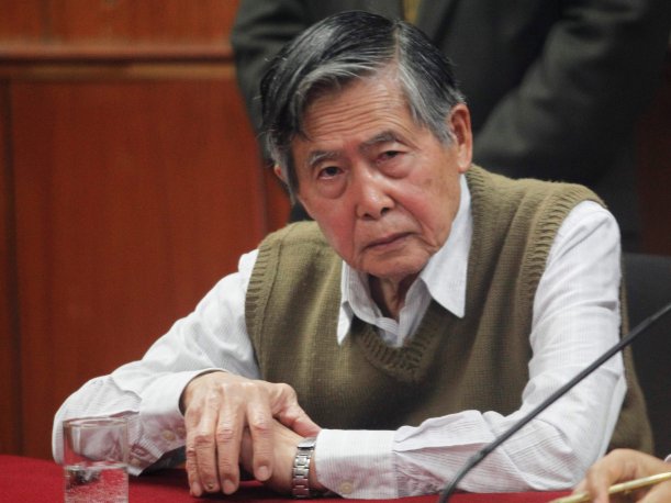 Alberto Fujimori: Constitution Commission approves restoring his signature to the 1993 Constitution