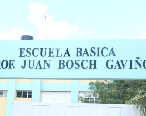 Acusan a otro profesor de acoso a estudiante de 12 años en San Pedro