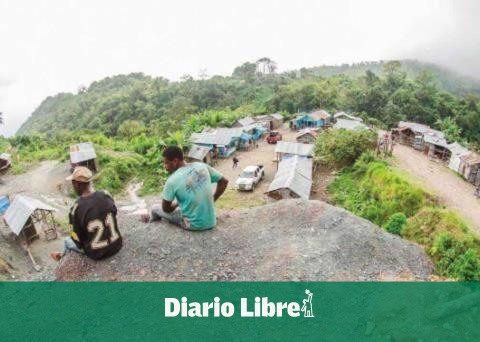 Authorities address larimar mining