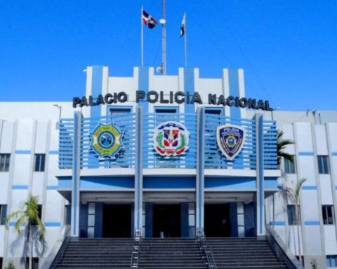 Banda dirigía exintendente Armas de PN se robó 900 mil municiones