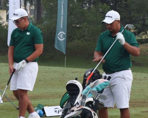 Bolivian men's team had a good start in the Los Andes Golf Cup