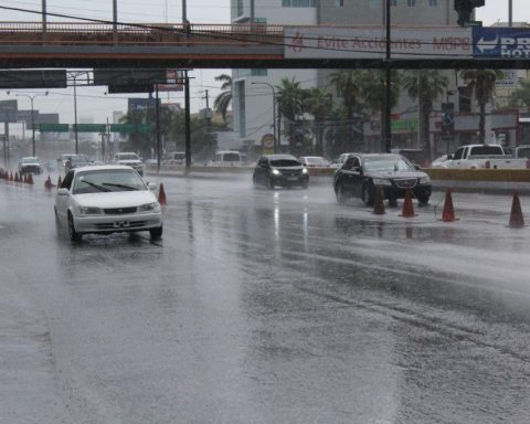 COE coloca 9 provincias en alerta por sistema frontal