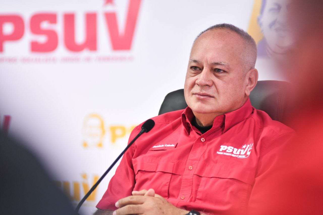 Cabello denies harassment towards the Argentine embassy