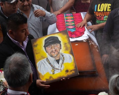 Church demands "lasting peace" to the government; Catholics march in Chiapas