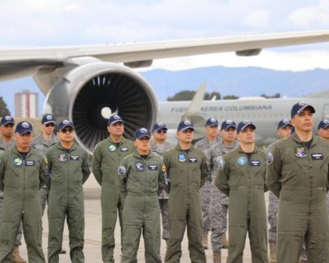 Colombian Air Force: how much do officers earn, according to their rank?