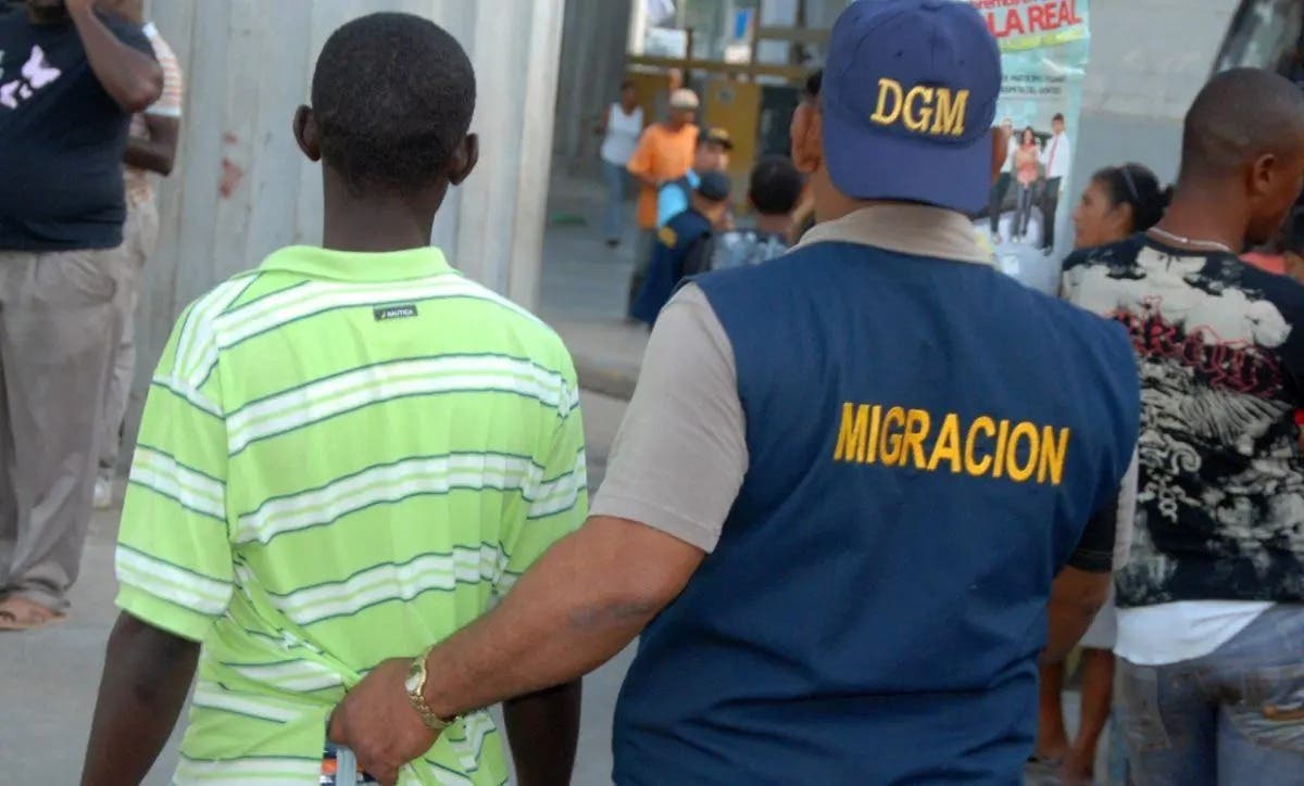 República Dominicana seguirá su política migratoria ante crisis «sin precedentes» en Haití